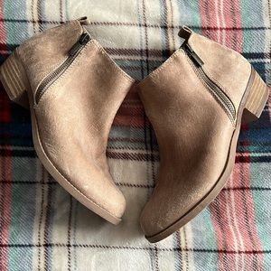 Carlos Santana Ankle Boots